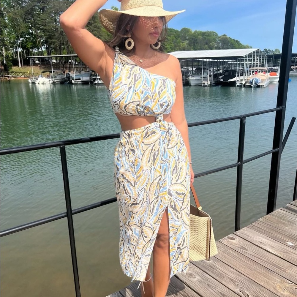 Chic One-Shoulder Leaf Print Dress